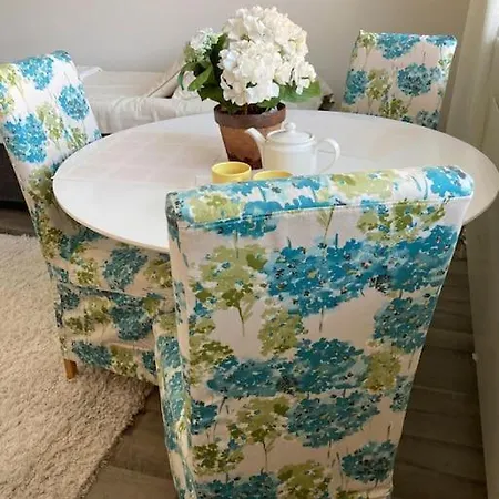 Majoitu Ja Nuku Hyvin Hartolan Keskustassa *